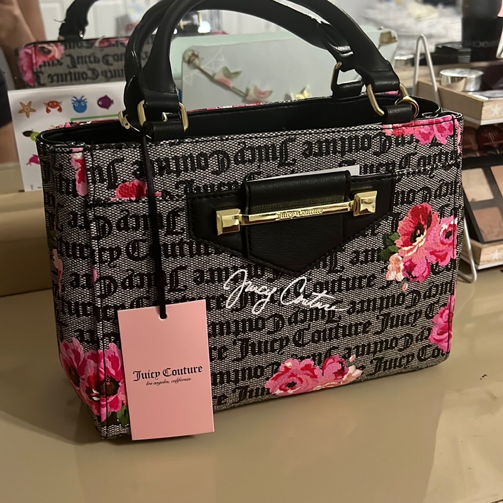 NEW Juicy couture petal stat word on the street bag